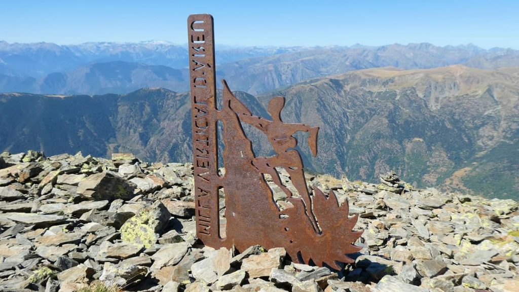 Pico de Monteixo Turismo Pirineos Info