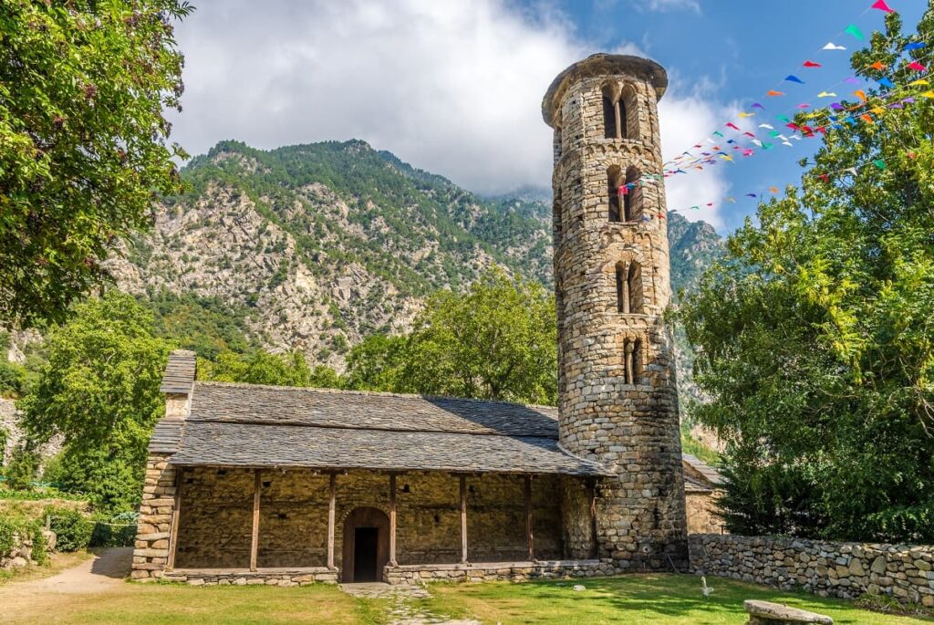 Iglesia de Santa Coloma Andorra Turismo Pirineos